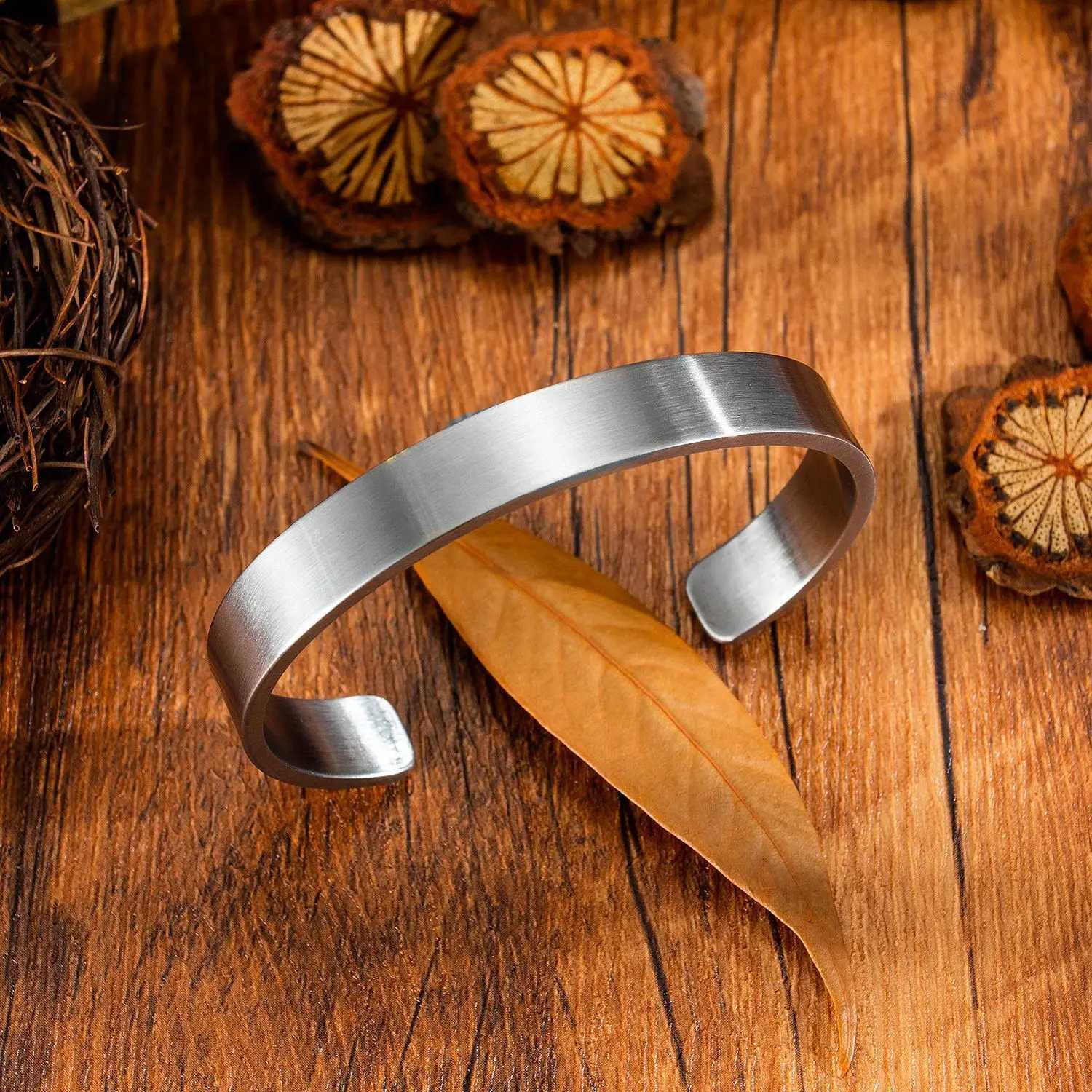 Simple C- shed Bracelet Personalized Fashion Mens Stainl Steel Smooth Open BraceletXJ250219