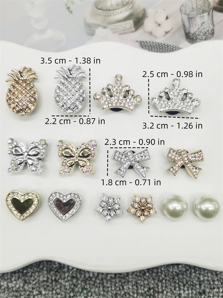 16PCS Rhinestone Pineapple Shoe Charms ABS Bling Crown Shoes Decorations Accessories DIY Lovely Silvery Clips Fit Sandals 250219