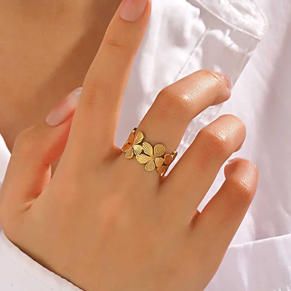 Stainless Steel Flower Adjustable Opening Rings 18k Gold PVD Plated Waterproof Finger Jewelry For Wen Wedding Exquisite Gifts X250220