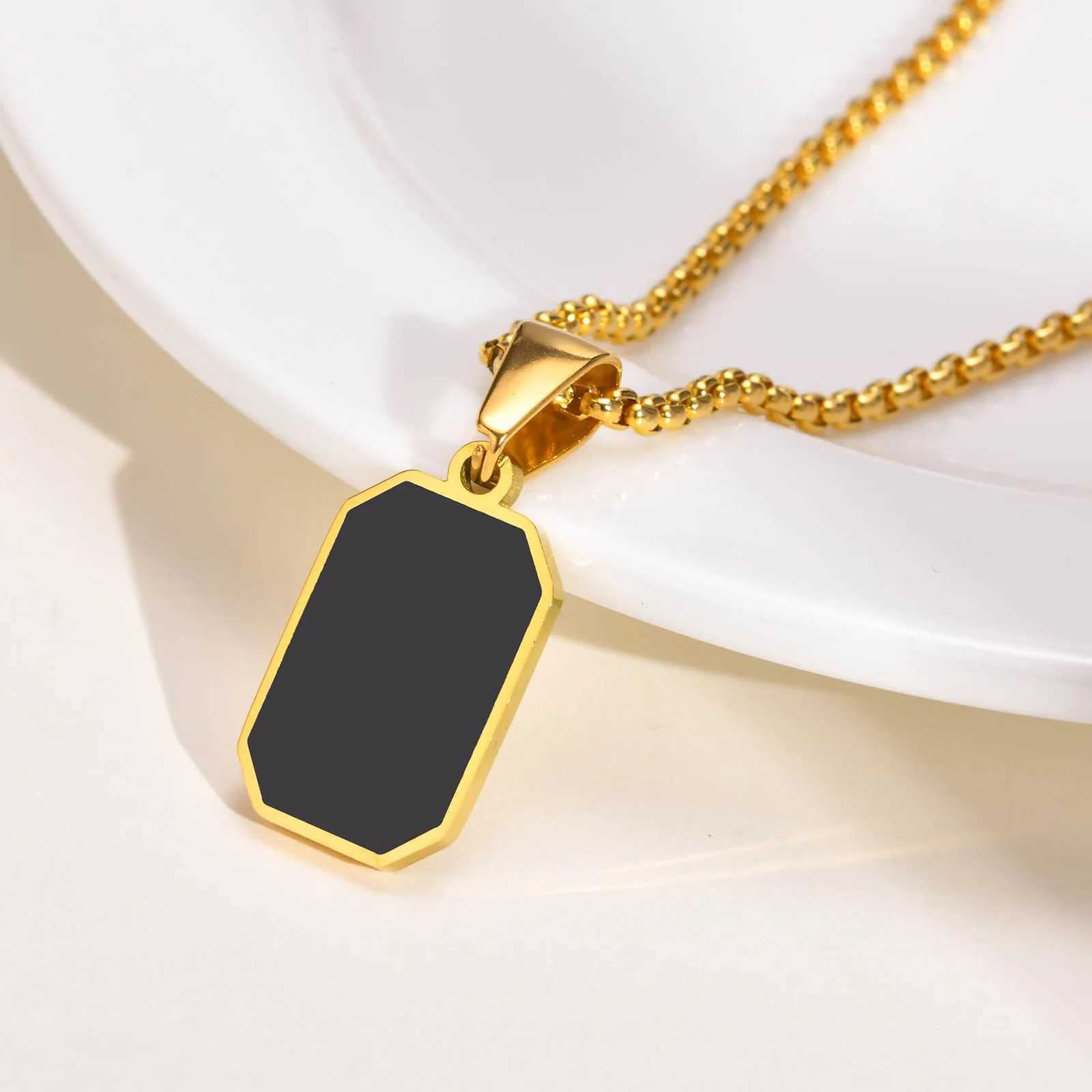 Stylish Mens Geometric Square NecklacesBlack Enamel Rectangle Pendant with Rope Box Chain CollarTren Jewelry GiftsXJ250219