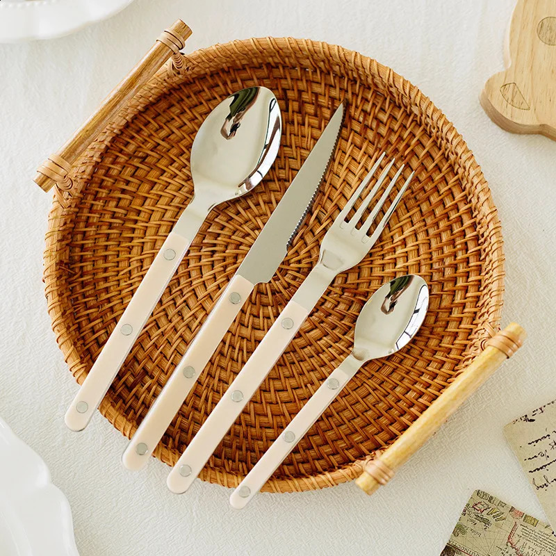 24Pcs France Style Fashion Cutlery Set 18/10 Stainless Steel Gift Flatware 304 Knife Fork Spoon Dinnerware for 6 Drop 250214