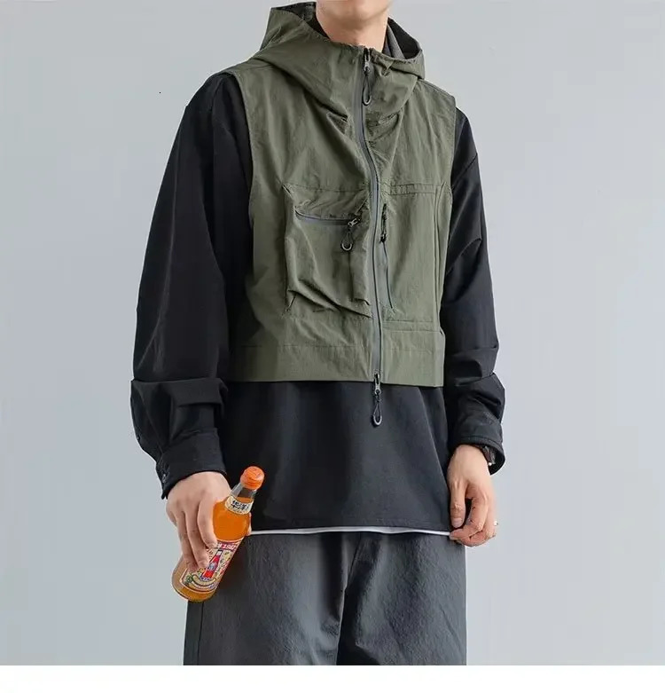 Cityboy Japanese Style Cropped Vest Jacket Mens American Style Summer Thin Hooded Functional Multi-pocket Vest Casual Scene 250219