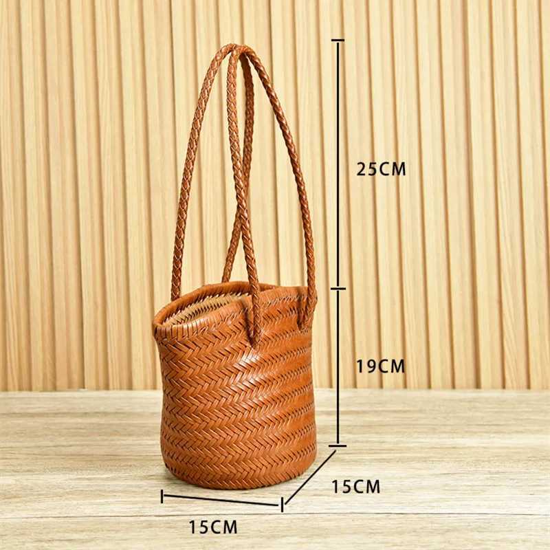 Head Layer cowhide Braided One Shoulder bucket Bag Vintage leather Handmade Vegetable Basket Bag Travel Beach Tote Bag Z250219