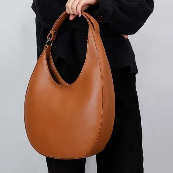 New Women's Genuine Leather Retro Crescent Design High End Versatile Fashion Shoulder Crossbody Bag