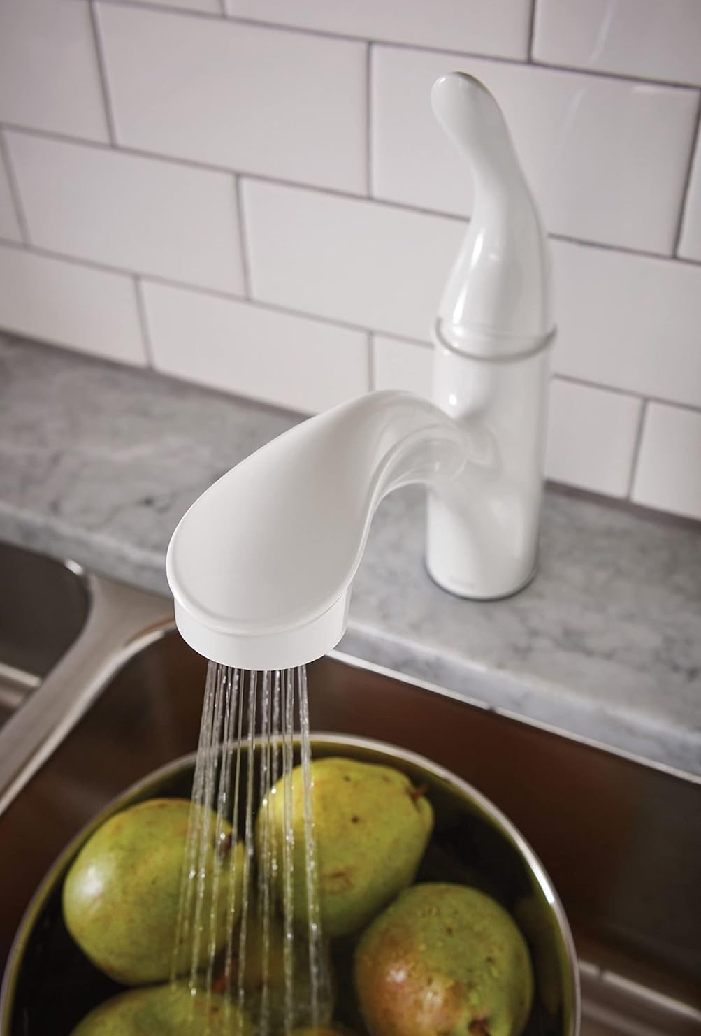 Moen Brecklyn Glacier White One-Handle Single-Hole Kitchen Faucet with Pull-Out Sprayer and Power Clean, Optional Deckplate Included, 87557W