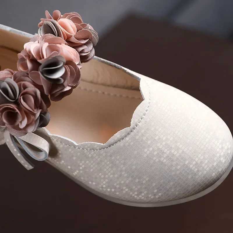 Childrens Flower Leather Shoes Korean Style Girls Crystal Cute Sweet Fashion Princess Shoes for Party Wedding Bow Shoes X250220