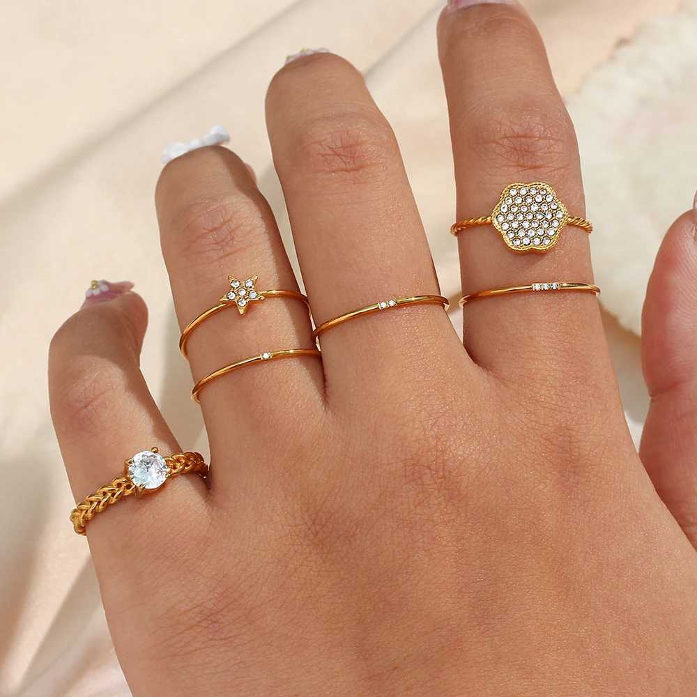 E. B.2024 New Minimum Value 316L Stainless Steel 18k Gold Plated One Two Three AAA Zircon Gold Plated Ring X250220