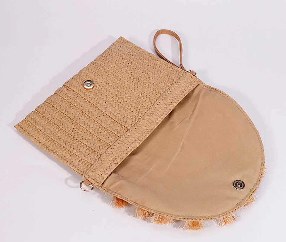 Summer Tassel Straw Shoulder Bag for Women Tassels Wrist Pack Handbags 2023 Women Woven Envelope Bag Beach Clutch Bag Z250219
