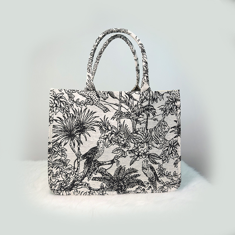 Free shipping 2025 designer Shoulder totes Bags For womans embroidery NEW hot square handbag women crossbody tote bag