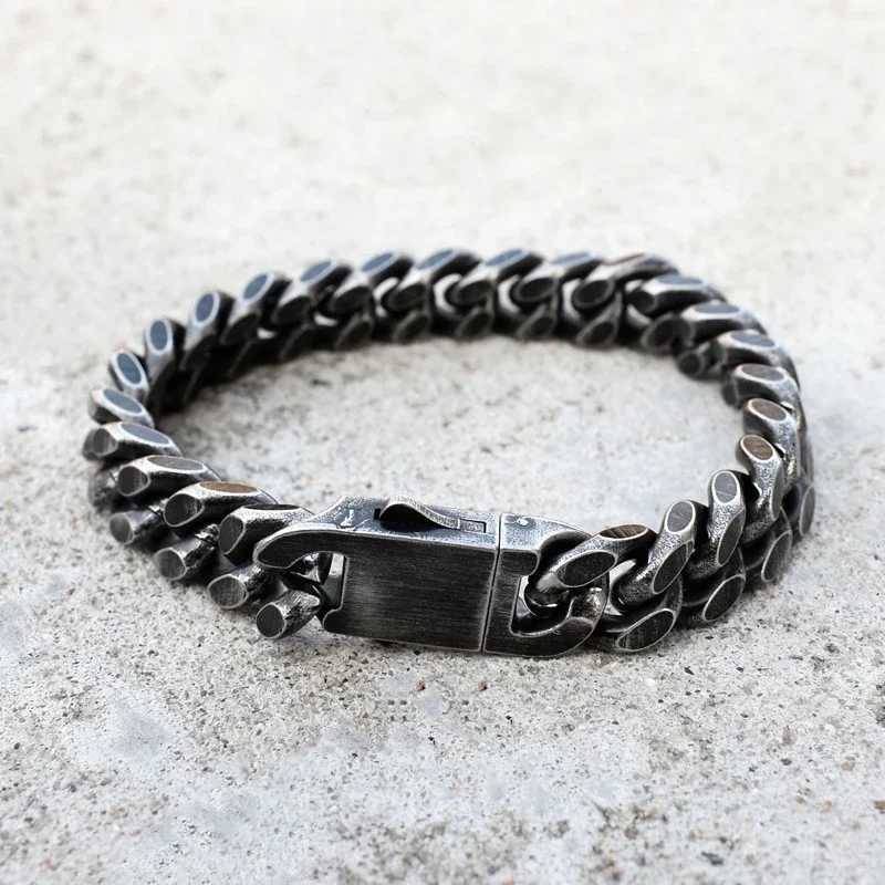 Fashion Antique Black Plated Thick Chain Bracelet Stainl Steel Link Chain Hip Hop Bracelets for Men Jewelry Anniversary GiftXJ250219