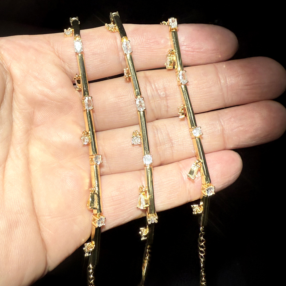 Latest Style Gold Color Geometric White CZ Drop Charm Bracelet Bar Bamboo Link Chain for Women Trendy Fashion Jewelry Gift