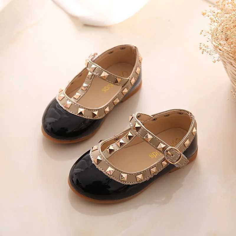 2024 New Girls Sandals Single Shoes Kids Leather Shoes children nude sandals toddler Girls Princess Flat Shoes X250220