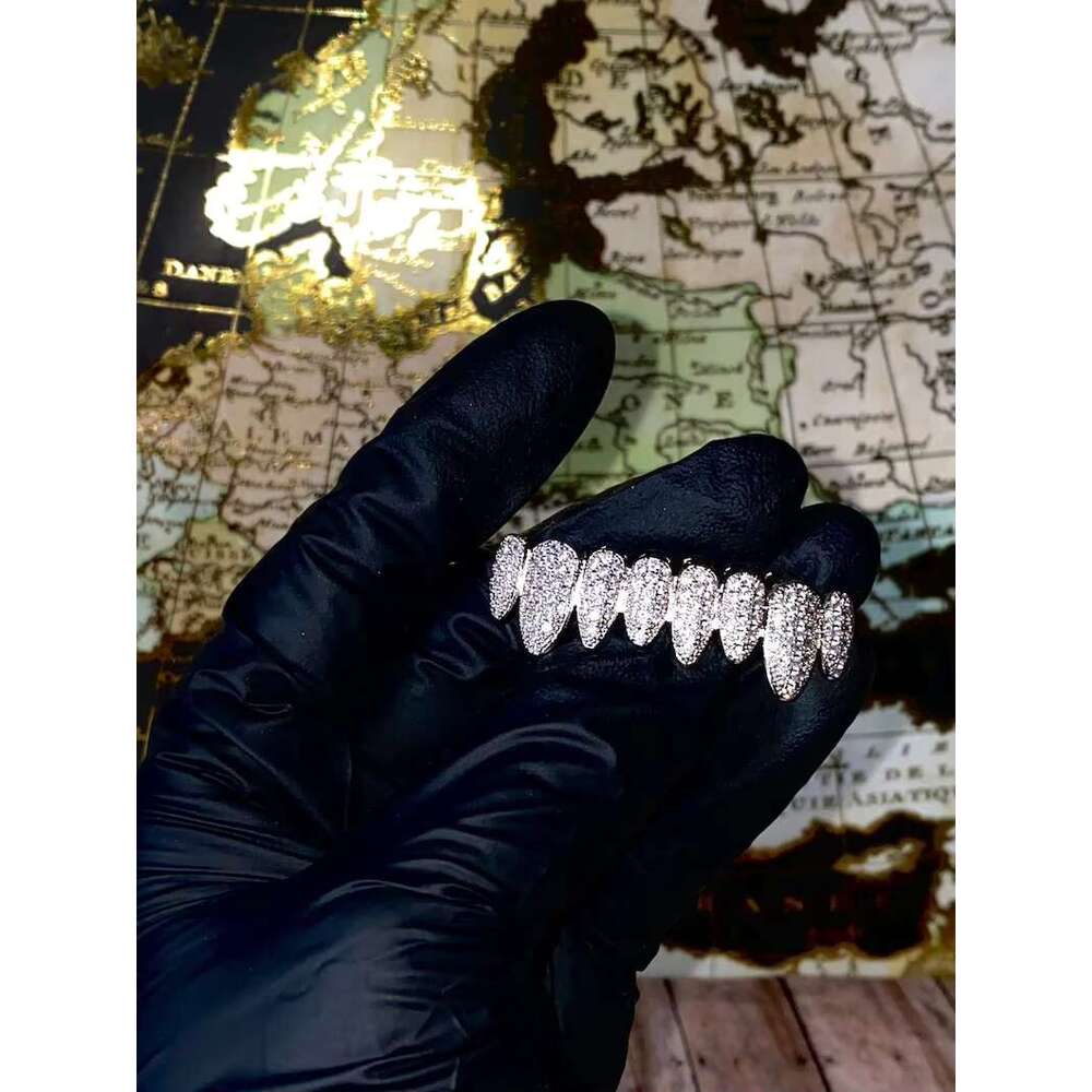 Custom Gold Teeth Moissanite Dia Grillz
