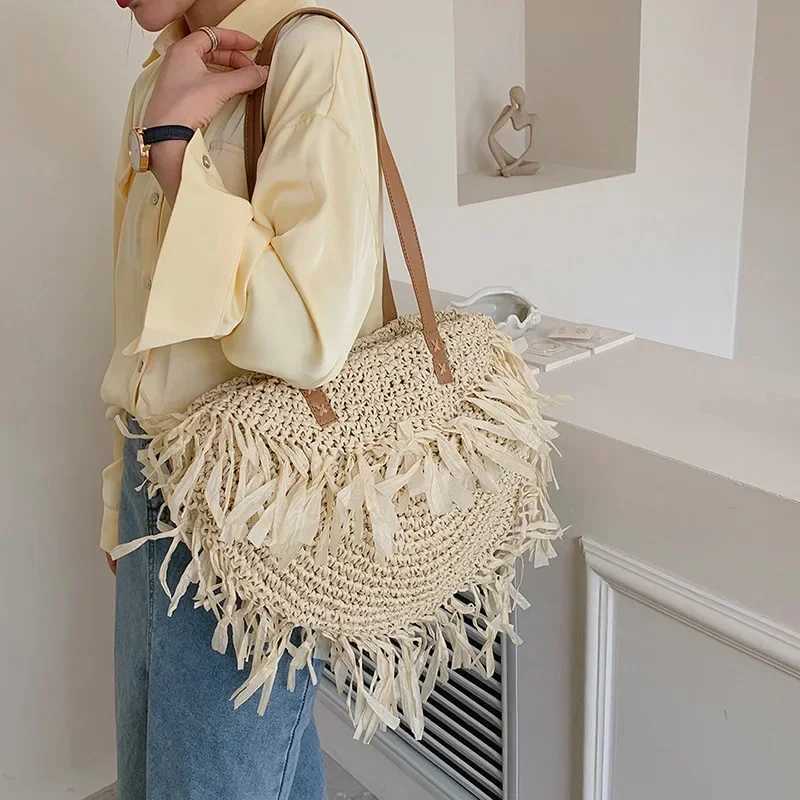 Bohemian Straw Bag Tassel Designer Rattan Shoulder Bags Large Capacity Casual Travel Handbags for Women Summer Beach Bags 2025 Z250219