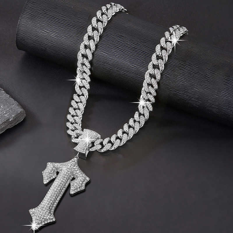 Fashion Gold Plated Cross Sword Jewelry Hip Hop Cuban Chains Zircon Diamond Game Controller Pendant Necklace for Men