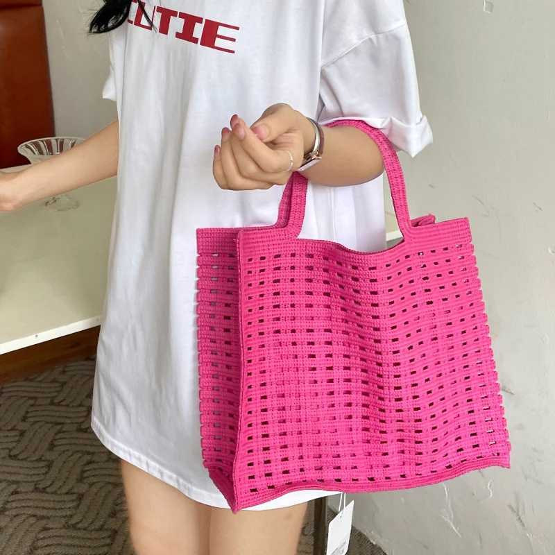 Summer Fashion Womens Woven Shoulder Bag Large Capacity Ladies Tote Handbags Shopping Bags Female Hollow Out Travel Beach Bag Z250219