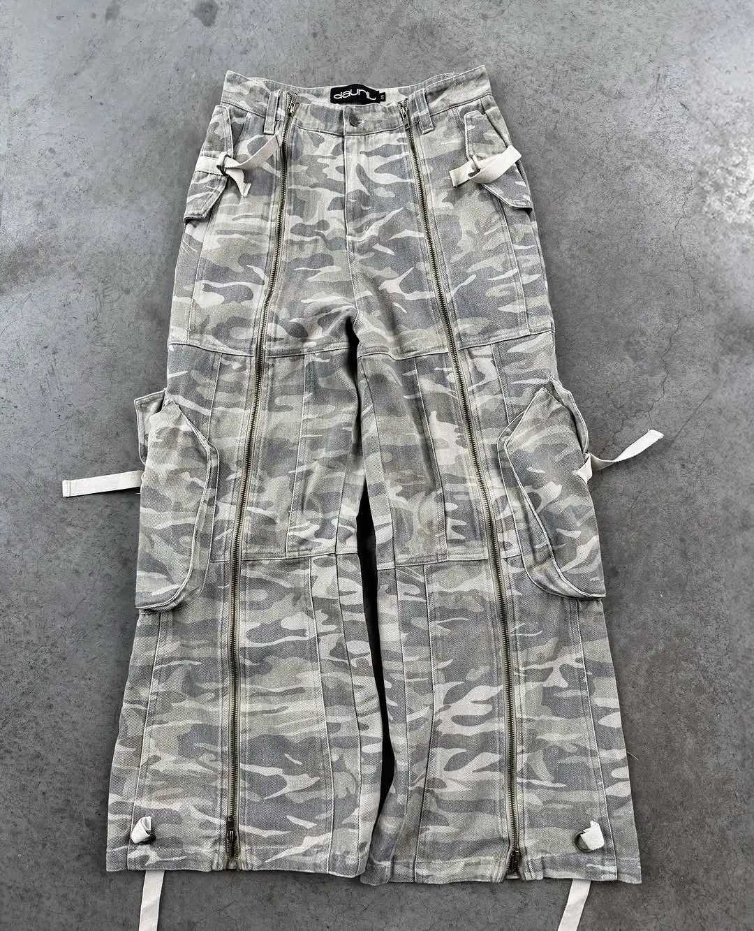 Y2k multi pocket camouflage cargo pants new hip-hop retro oversized denim pants fashionable mens straight leg wide leg jeans X250220