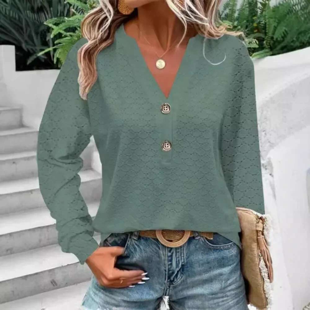 Y2K T-shirt for women, casual streetwear, elegant, vintage, fashionable, summer