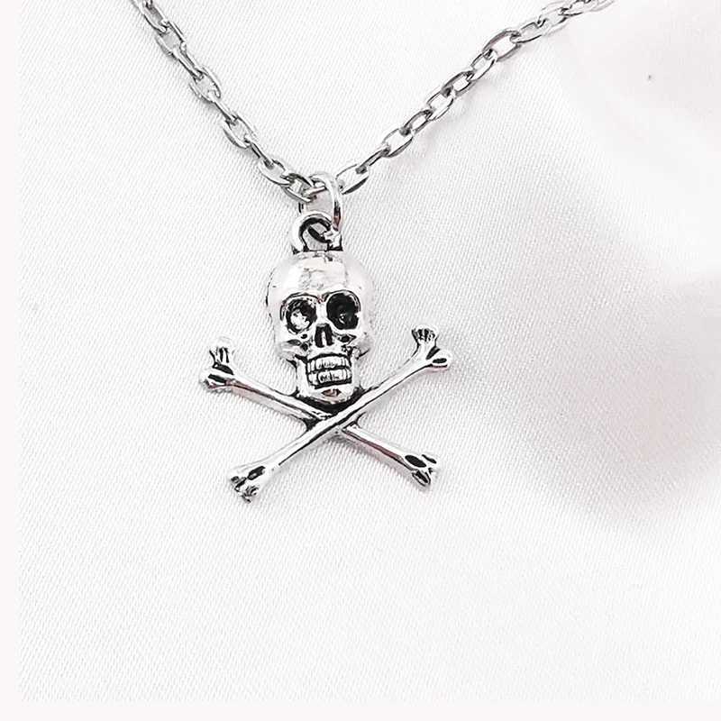 Skull Pendant Necklace for Women Men Vintage Chain Grunge Jewelry Goth Gothic Accories Choker Y2k Aesthetic Fairy StarXJ250219