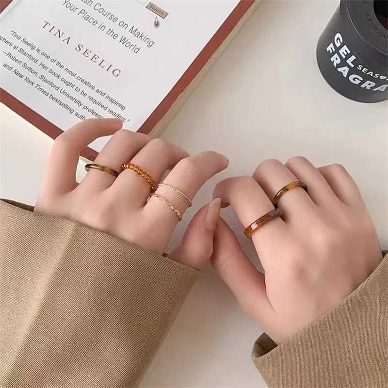 6pcs/set Rings Set for Wen Girl Vintage Simple Acrylic Gold Color Beaded Elastic Rings Fashion Accessories Finger Jewelry Gift X250220