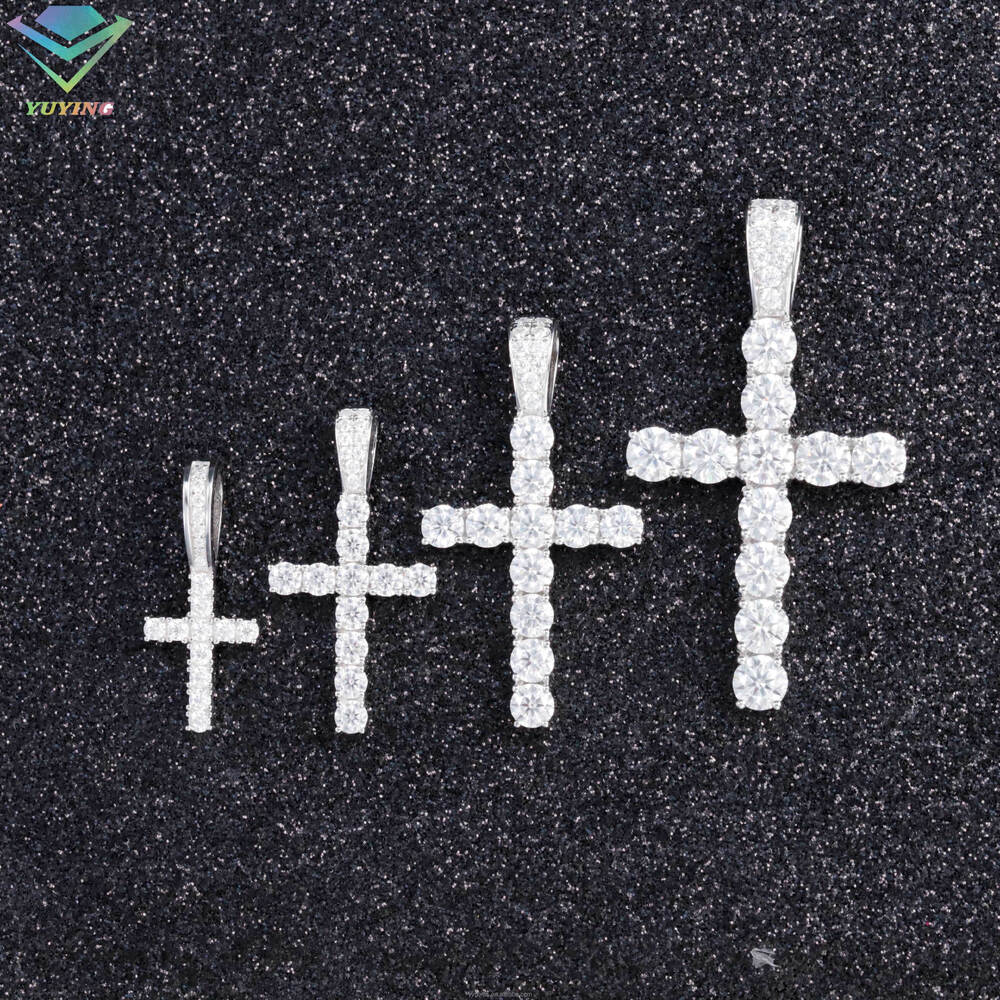RTS Hip Hop Jewelry White Gold Plated Sier VVS Moissanite 2mm to 5mm Cross Pendants Wholesale Price