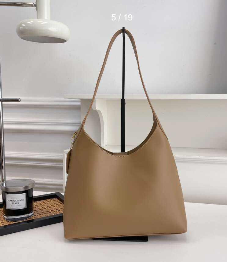 Tote Large Capacity Smooth One Shoulder Hand-Held Commuting Armpit Bag, Classic Retro Women's Bags