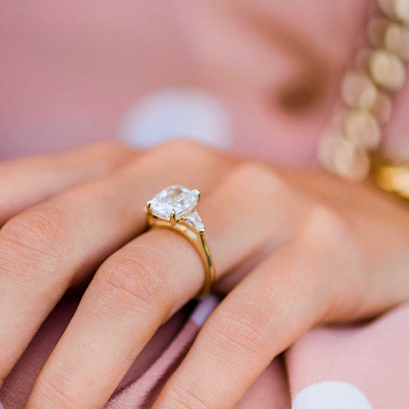 Luster 10/14k Jewellery Moissanite Engagement 18k Yellow Custom Gold Ring for Women