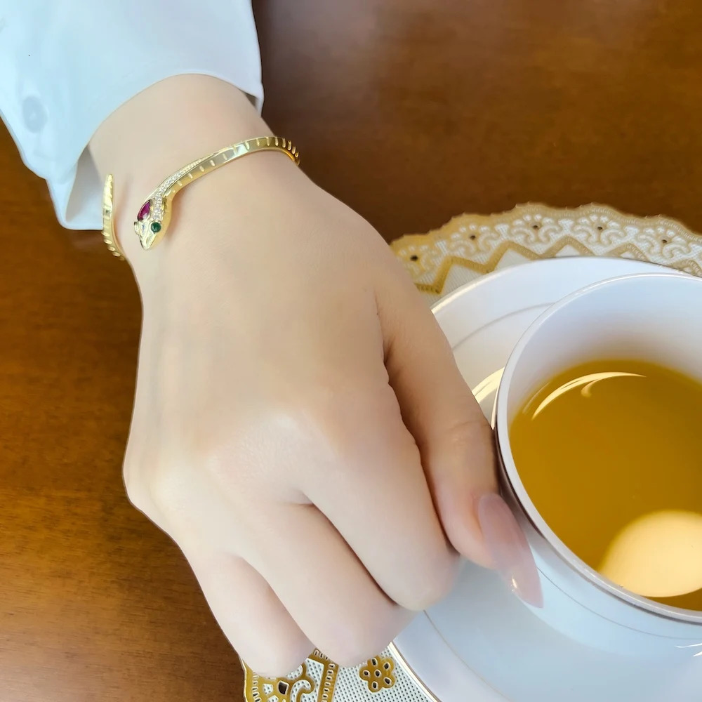 Bracelet Curve Golden Snake European Exquisite Jewelry Bohemian Womens Gift Summer High Quality Solid Silver 925 Silver Bracelet 250220