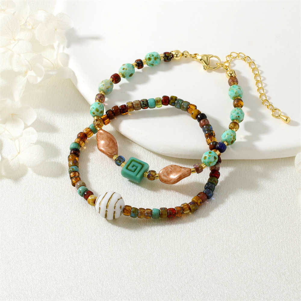 Charm Bracelets Ethnic style fashion exotic style old glass bracelet classical fashion thread geometric shape mens and womens Czech bead bracelet H252