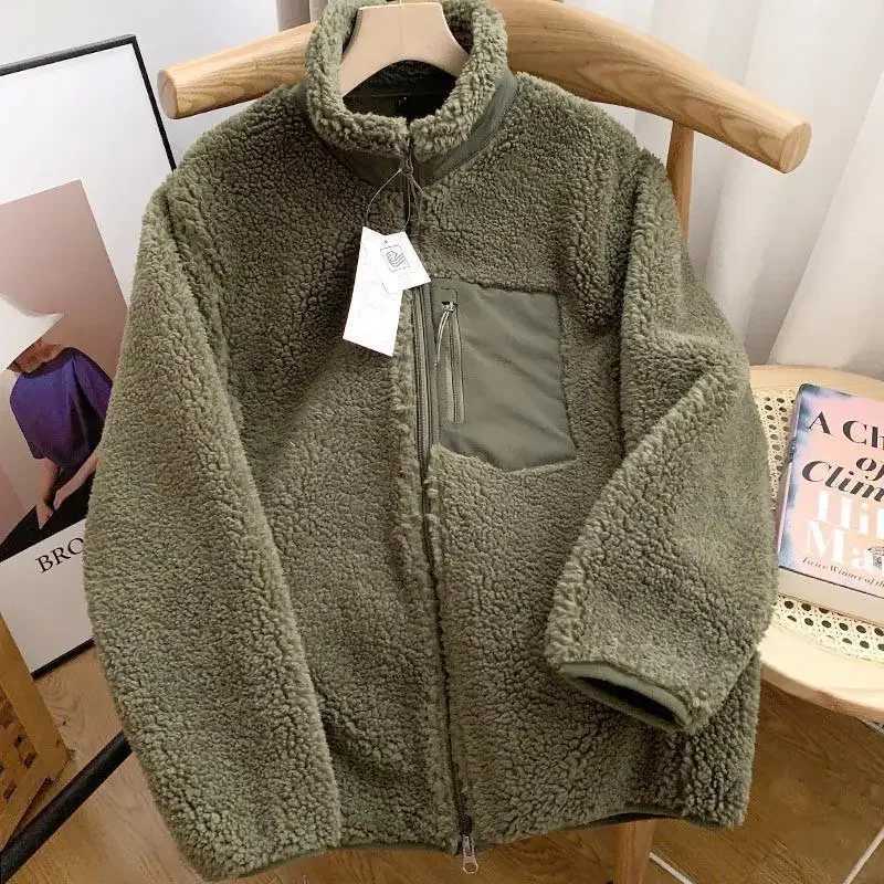 Autumn and Winter Japanese Mens and Womens Fleece Stand Neck Jacket Couple Zipper Loose Warm Lamb Wool Coat Solid Color Jacket W2502119