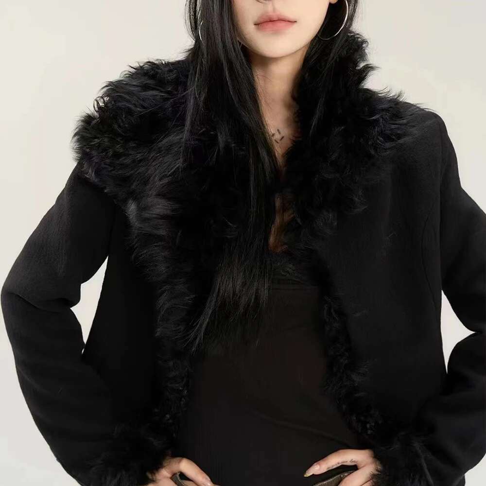 TWOTWINSTYLE Solid Spliced PU Leather Coats For Women Lapel Long Sleeve Patchwork Fur Vintage Thick Coat Female Fashion Clothing
