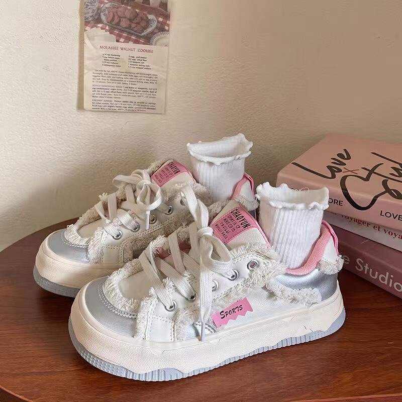 Ugly And Cute Silver Powder Designer Shoes Thick Soled White 2025 New Leather Casual White Shoes Niche Tassel Sports Multifunctional Female Student Bo