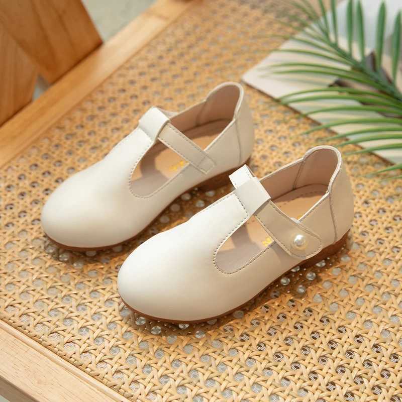 Kids Princess Shoes Solid Color Versatile Girls Leather Shoes T-strap 2024 New Children Flats Shoes Fashion Temperament X250220
