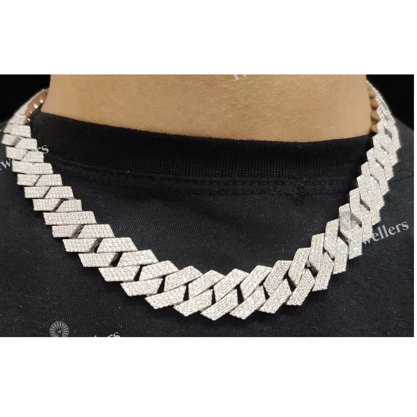 Unique Collection 14MM VVS Hand Set Micro Setting Moissanite Dia Cuban Chain for Boys Gifting Use From India