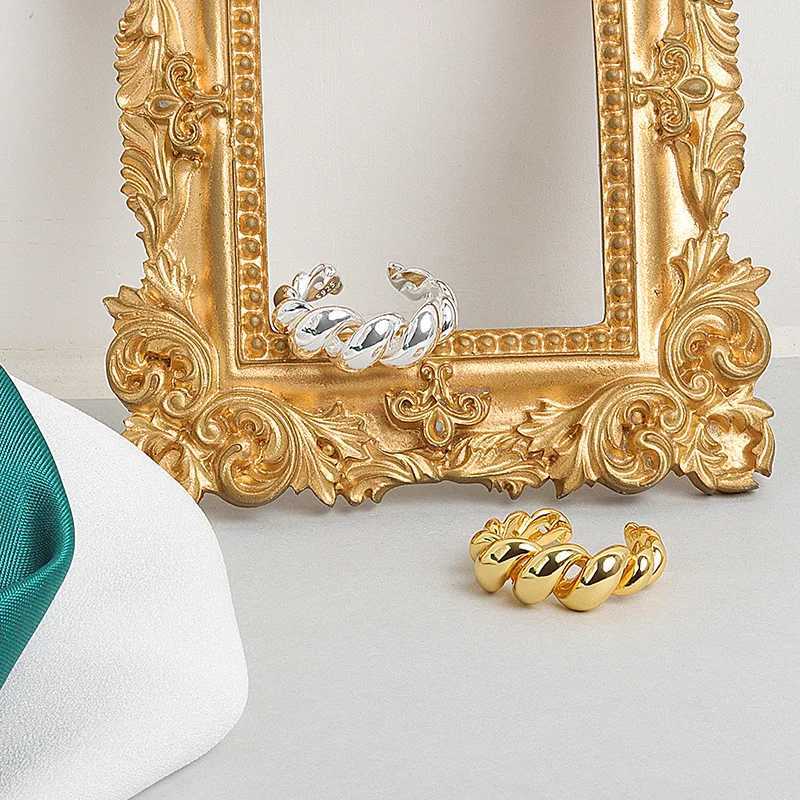 LIVY Silver Retro Ring 2021 Trend Gold Convex Engagement Text Fashion Jewelry Gift Accessories X250220