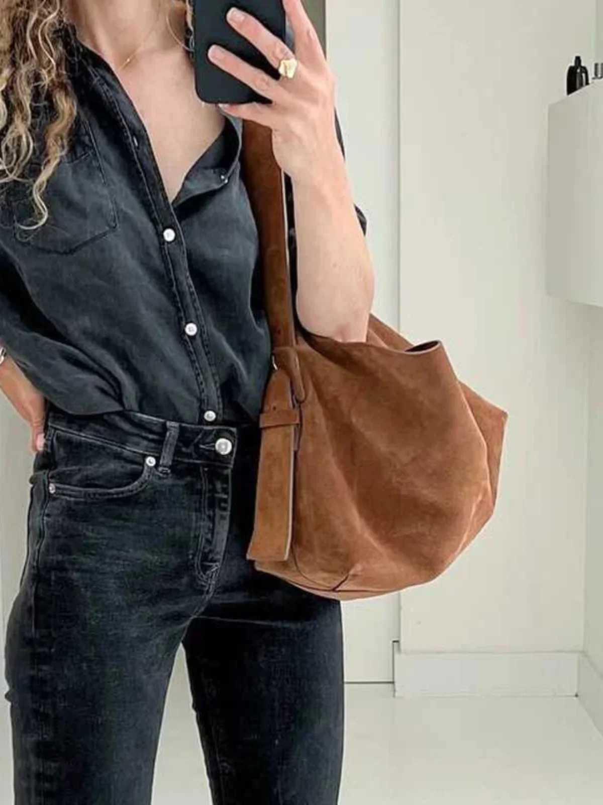 Faux Suede Tote Bags For Wen Luxury Designer Handbag And Purse 2024 New In Vintage Large Capaci Chain Cmuting Shoder Z250326