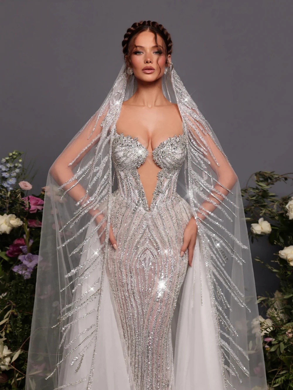 Sexy Mermaid Wedding Dress Spaghetti Strap Sleeveless Bridal Gowns With Veil Crystal Sequins Sweep Train Dresses Custom Made vestidos de novia