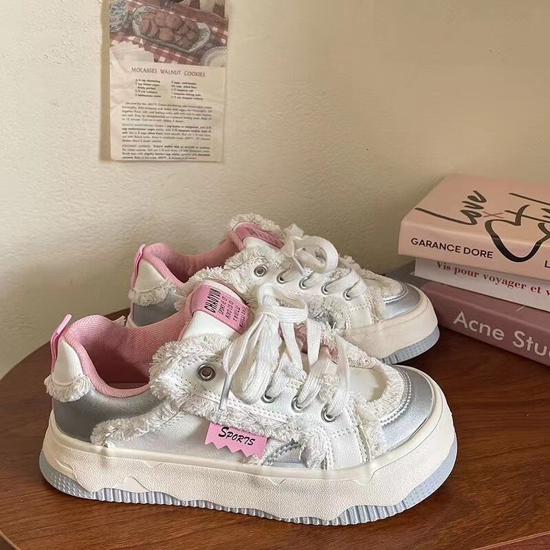 Ugly And Cute Silver Powder Designer Shoes Thick Soled White 2025 New Leather Casual White Shoes Niche Tassel Sports Multifunctional Female Student Bo