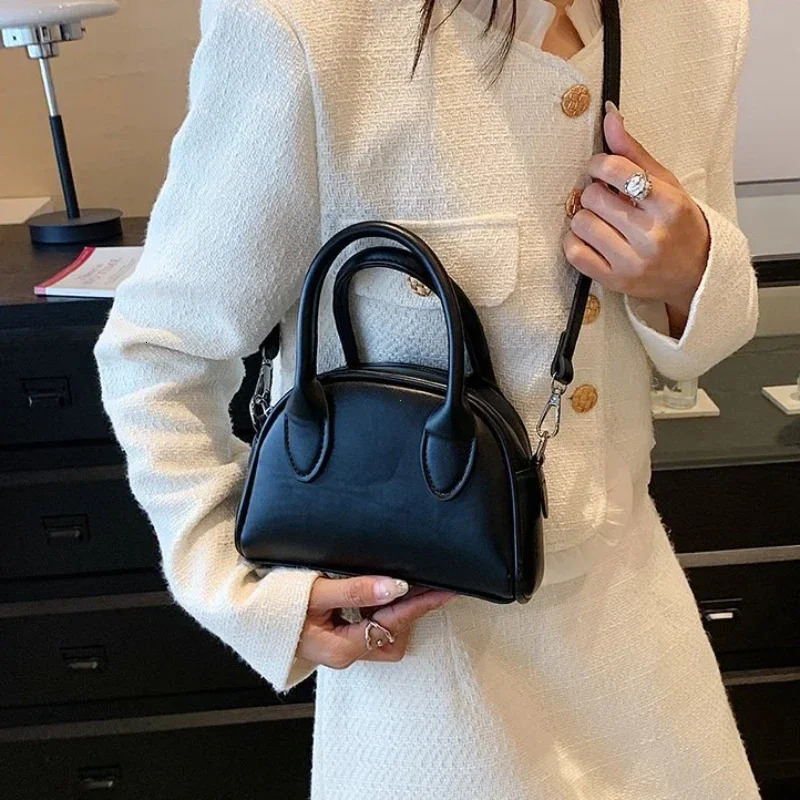 French Style Pink Shoulder Crossbody Bag for Women Trendy All-Match Square Shell Sling Bag Female Simple Portable Pouch 250214