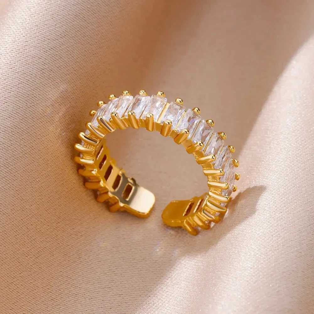 48 Style Stainless Steel Starfish Shell Rings for Wen Gold Color No Fade Luxury Classic Aesthetic rings Five Jewelry Gift X250220