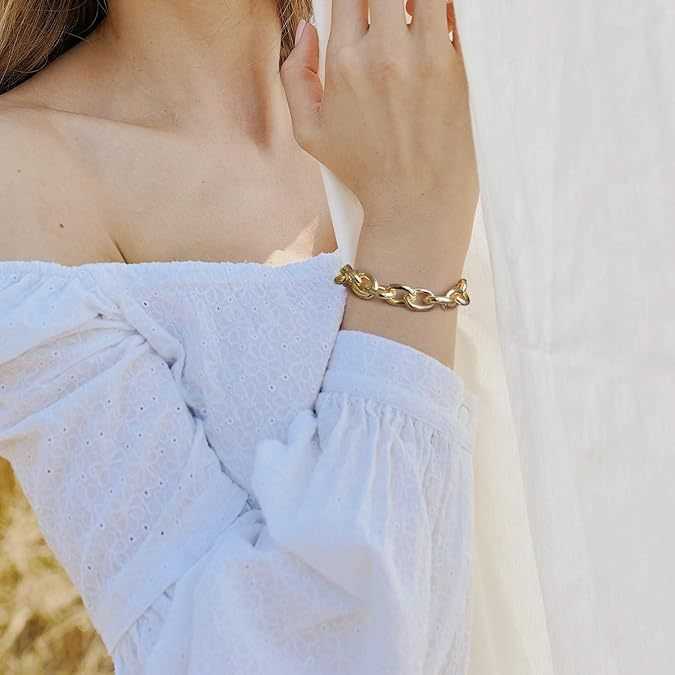 Charm Bracelets New gold thick chain bracelet for women adjustable fashion bracelet with accessories for women H25220