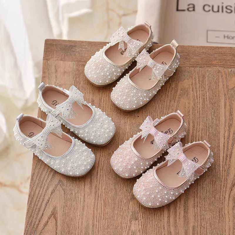 2023 New Girls Princess Shoes Childrens Fashion Bow Rhinestone Sequin Kids Shoe Baby Girls Party Student Flat Leather Shoes X250220