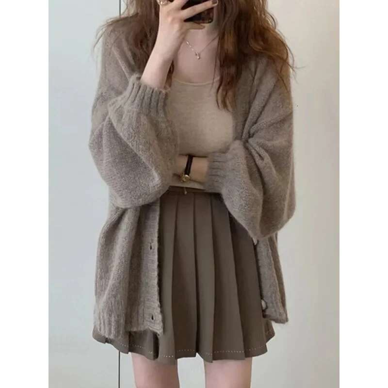 2024 Spring And Autumn New Style Sweaterknit Loose Fit Cardigan Top Versatile Jacket Outerwear V-Neck Thin