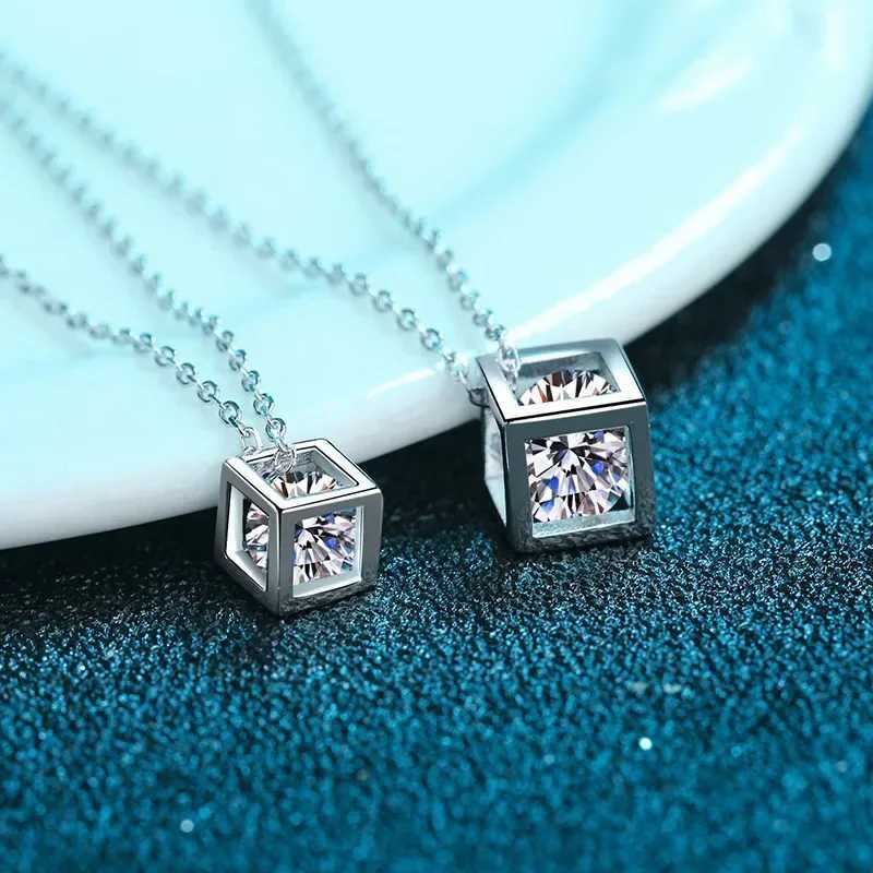 Silver 0.5-1 Carat Square Moissanite Pendant Necklace Excellent Cut Diamond Test Passed D Color High Clarity Moissanite ChainXJ250219