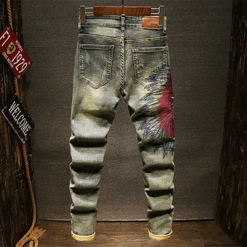 Autumn Winter Embroidered Ripped Jeans for Men Slim Fit Stretchy Trendy Vintage Washed Denim Pants X250220
