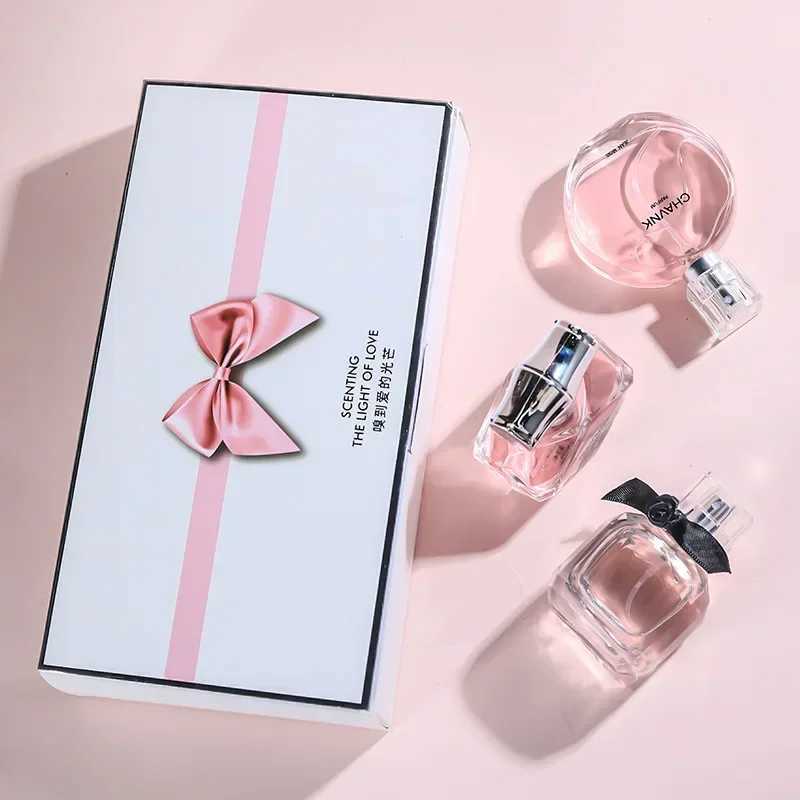 90ML(30mlx3PCS) Eau De Parfum Gift Box Feminino Spray Fresh Light Scent Floral Fruity Cyprus Notes LongLasting Women Perfume SetXJ250512