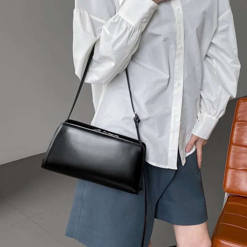 2024 Genuine Leather Women Small Square Bag Commute Handbags High Quality Ladies Solid Color Shoulder Messenger Bags Apricot