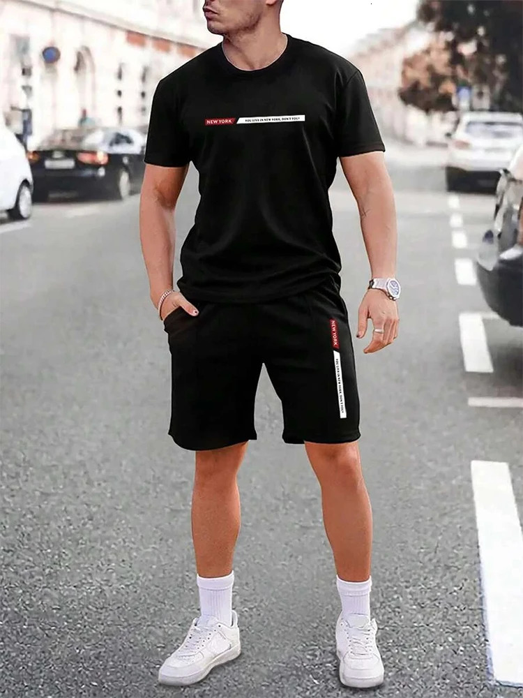 Urban street fashion trend mens crew neck short sleeve suit outdoor simple crew neck top casual and comfortable shorts250214