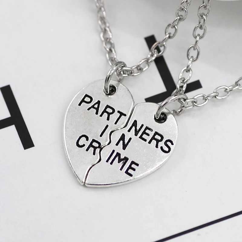 2pcs/set Splicing Necklace Heartbroken Pendant Necklace Men And Women Best Friends BFF Friendship Birtay Jewelry GiftXJ250219