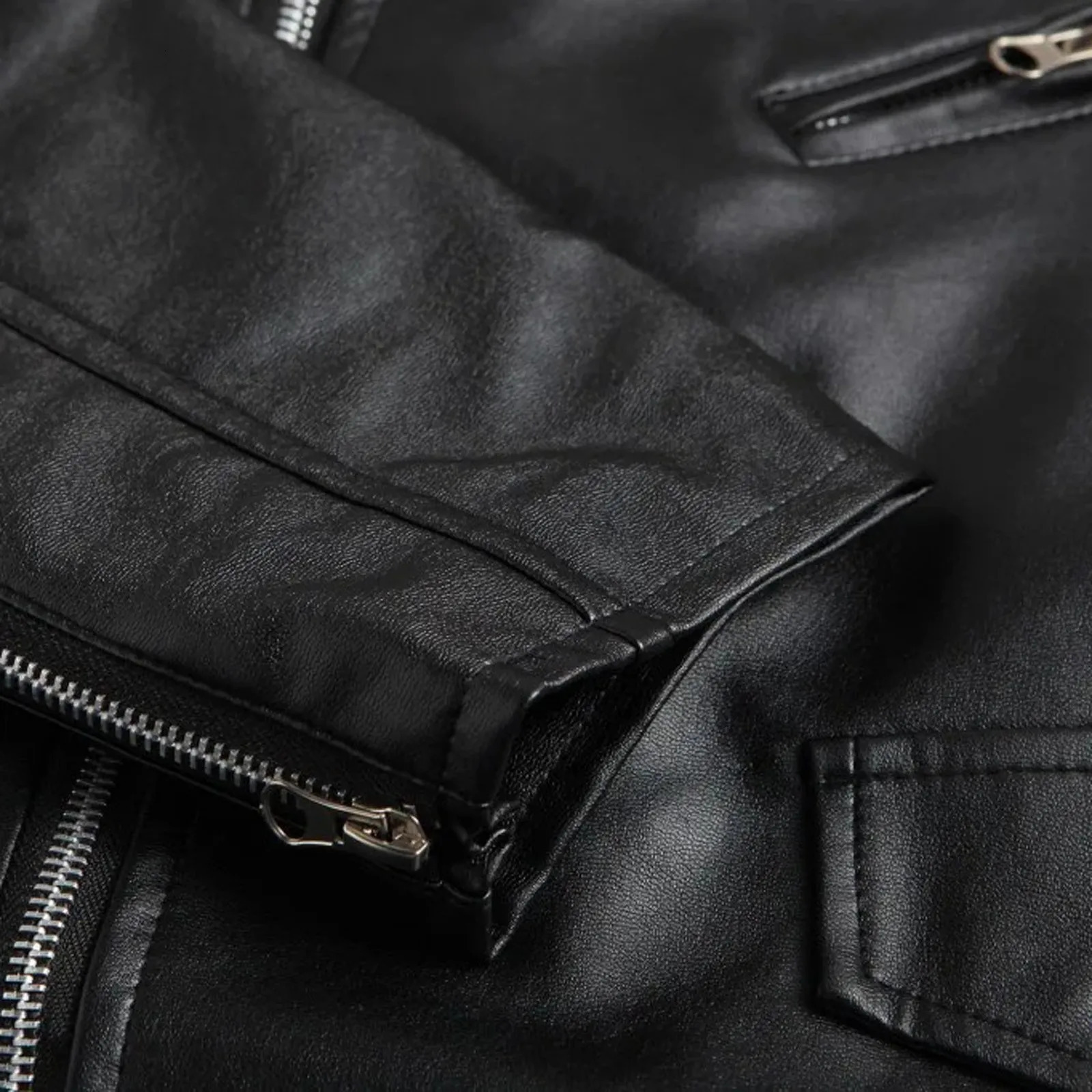 Motorcycle Pu Leather Vest Male Sleeveless Windbreaker Coat Trendy Fashionable Jacket Zipper Button Casual Waistcoat Chalecos 250219